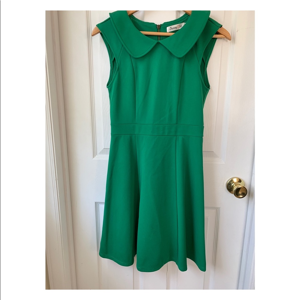 ModCloth like new green sleeveless dress